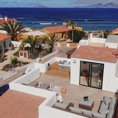 Villa Aloha Jacuzzi Y Vistas Al Mar Коральео Экстерьер фото