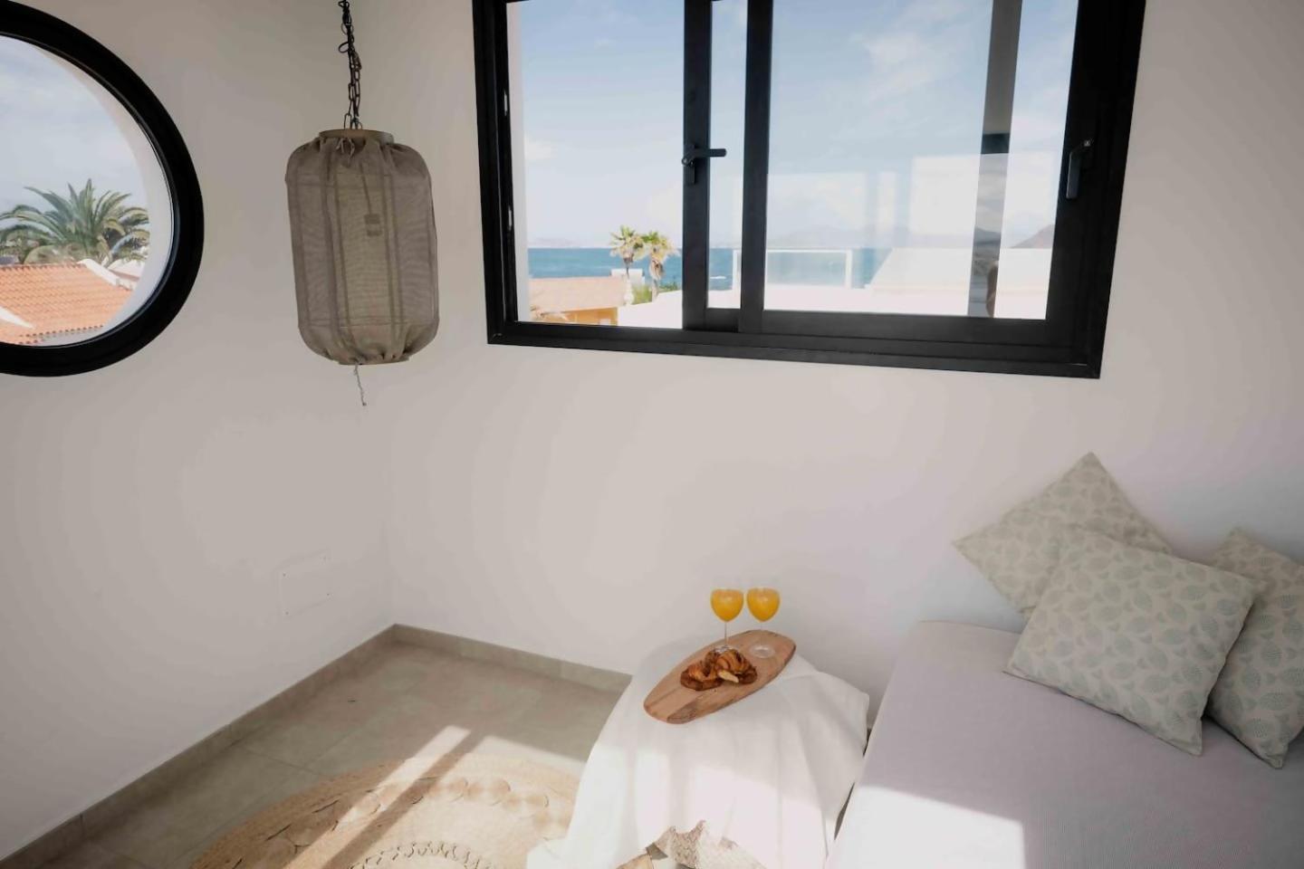 Villa Aloha Jacuzzi Y Vistas Al Mar Коральео Экстерьер фото