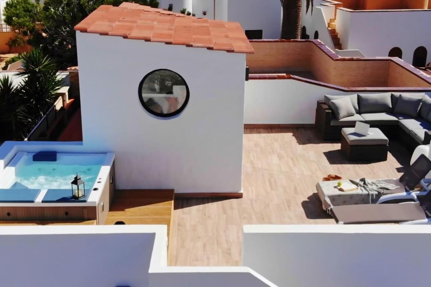 Villa Aloha Jacuzzi Y Vistas Al Mar Коральео Экстерьер фото
